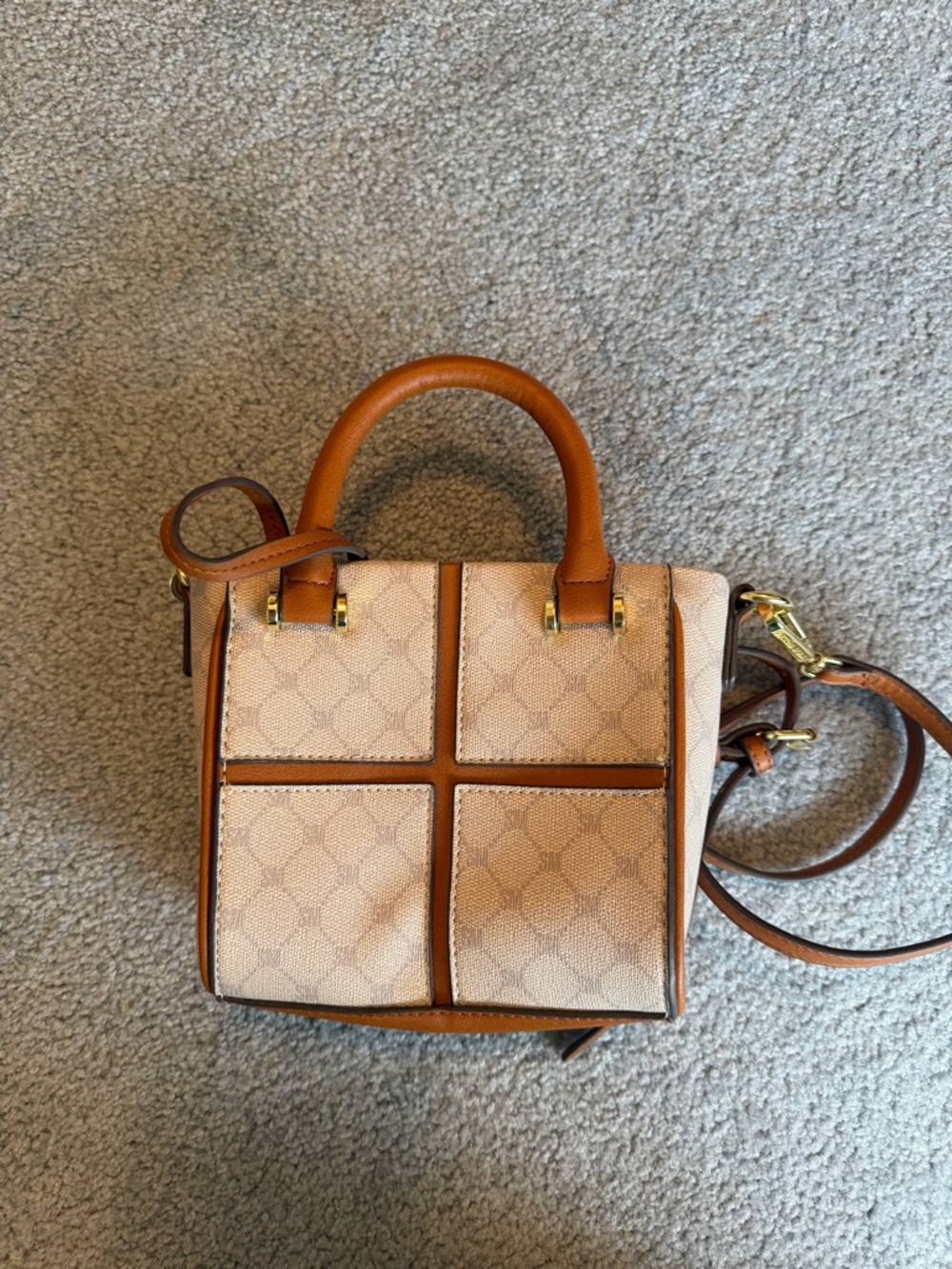 Steve Madden bag with removable crossbody strap and matching wallet